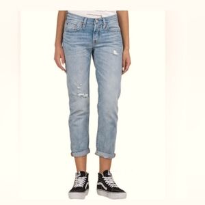 Levi’s 501 Tapered Women’s size 26 Button Fly Ankle Jeans